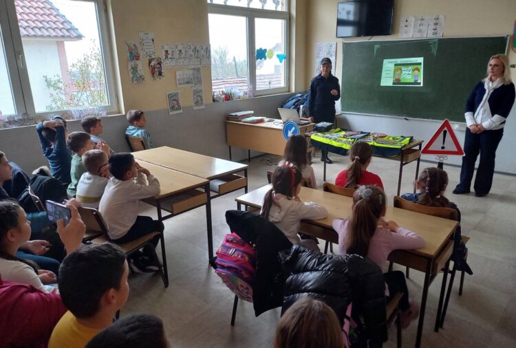 Едукативни предавања за безбедност во сообраќајот во Дрвош