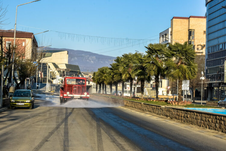 „Комуналец“ започнува голема есенска акција за чистење на улиците во градот Струмица