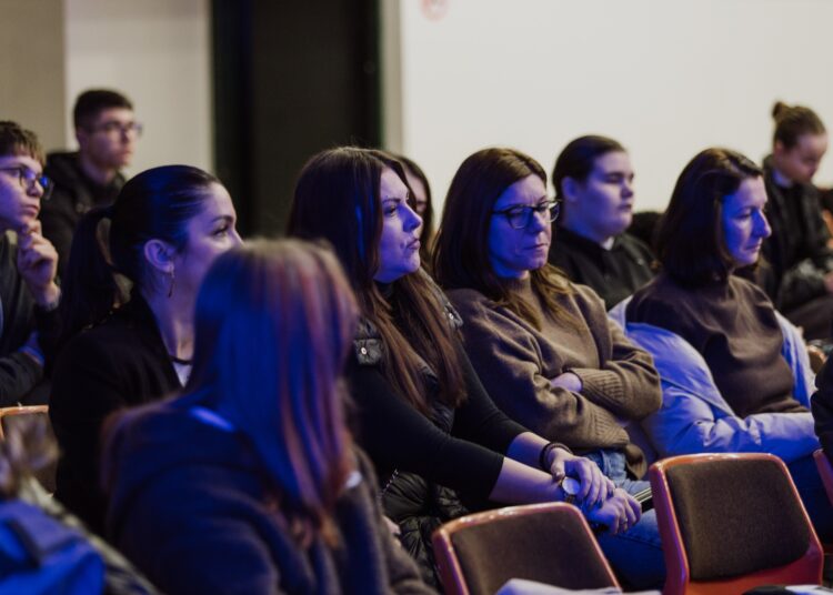 Претставата „Осуден(а)“ во Струмица отвори важни прашања за родово базираното насилство