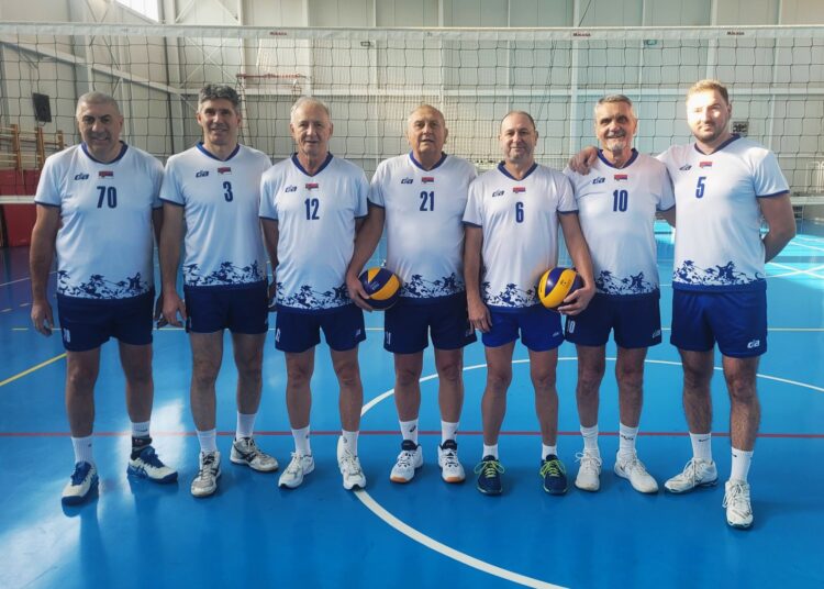 Меѓународен турнир во одбојка за ветерани по повод патрониот празник на Струмица – победници ветераните на Белград