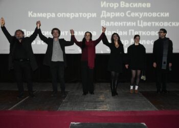 Актерската екипа на „Утре наутро“ во Струмица: Премиера која ја доближи приказната до публиката