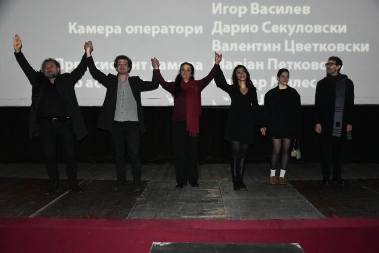 Актерската екипа на „Утре наутро“ во Струмица: Премиера која ја доближи приказната до публиката