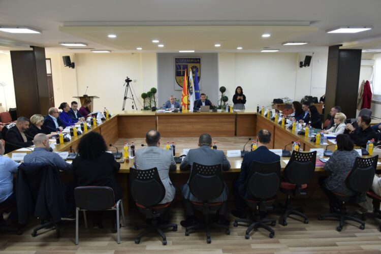 За четврток, претседателот Никола Маџунков ја закажа третата седница на Советот на општина Струмица